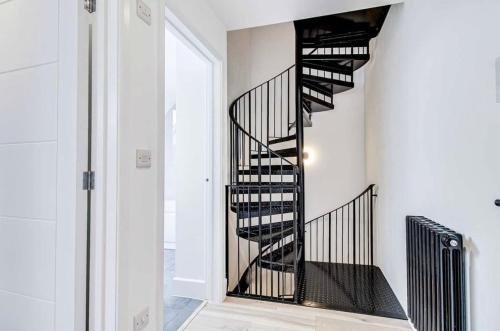 The Loft, NEW, Stylish Maisonette, Central, Private Location, Lewes (foto 7)