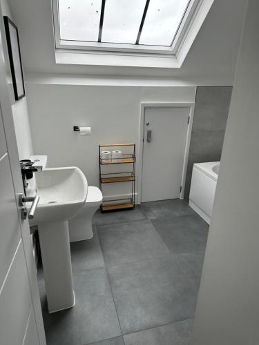 The Loft, NEW, Stylish Maisonette, Central, Private Location, Lewes (foto 5)