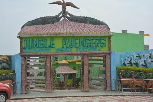 JUNGLE AVENGERS RESORT