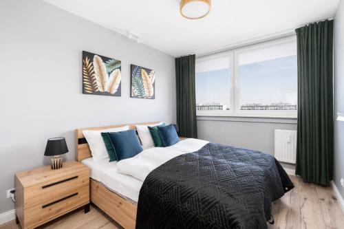 Stylish Apartment near Wroclavia for 4 Guests by Noclegi Renters, Breslau