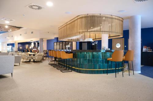 حانة/استراحة, Novotel Ieper Centrum Flanders Fields in ليبر