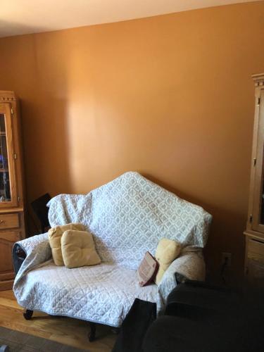 Room to share in South Ozone Park, USA