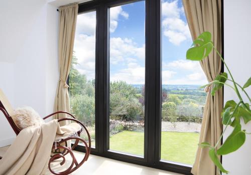 Green Cottage Luxury Stay Peak District near Alton Towers