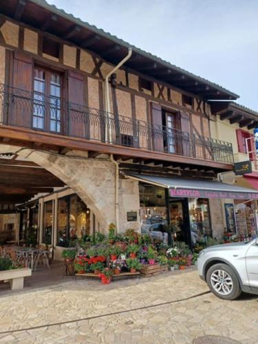 House with large private garden in Villereal in Villereal