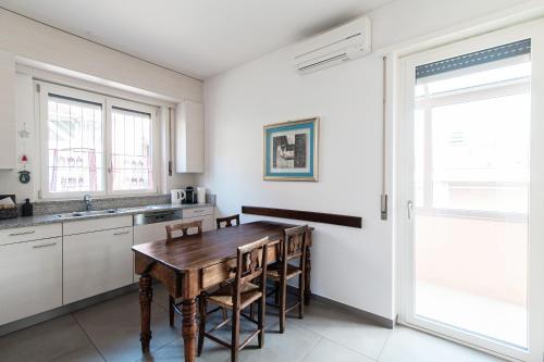 Oprema, Miravalle Lakeview by Quokka 360 - large windows and magical views in Massagno