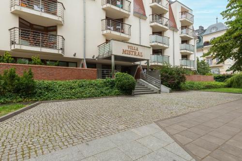 Apartment - Ground Floor image 6