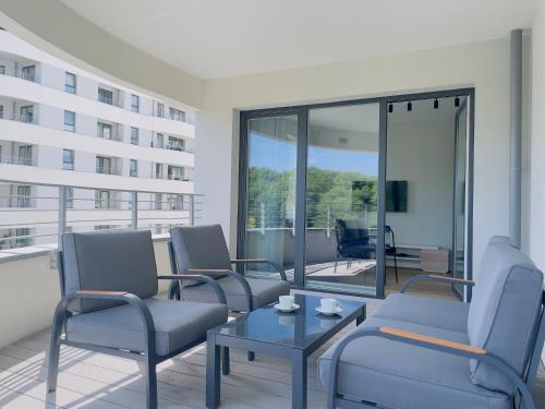 ระเบียง/ชานเรือน, Ambria Apartments Sun Towers in สไวนูจซี