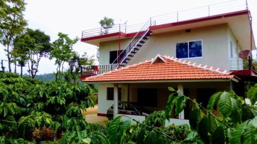 Nithin homestay, private 3bedrooms house,madikeri