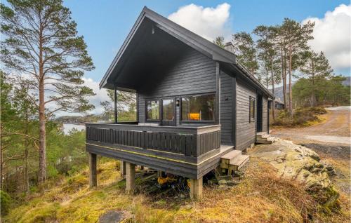 Stunning Home In Valevg With Kitchen - Valevåg