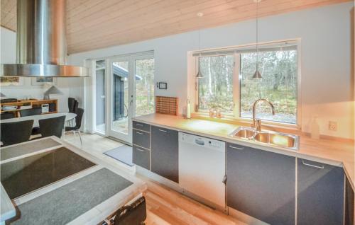 cuina, Holiday Home Aspevej Grenaa Iv in Grena