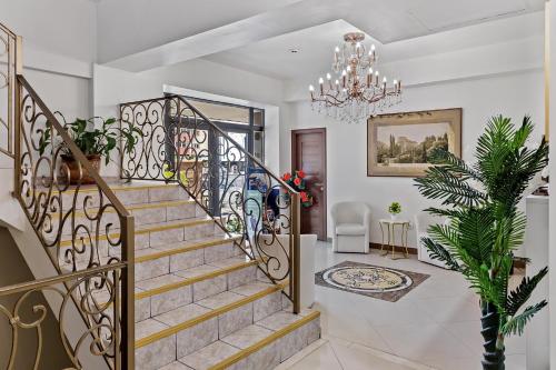 Lina Hotel - image 13