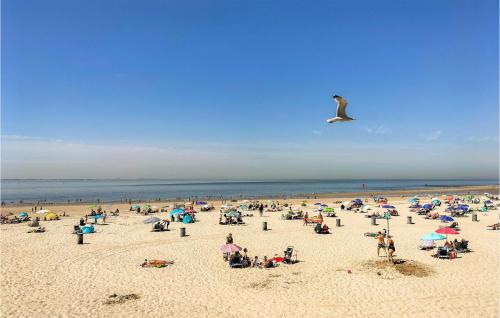  3 Bedroom Beach Front Home In Vlissingen in Vlissingen