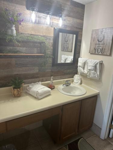 River Place Condos 206 2BD - image 10