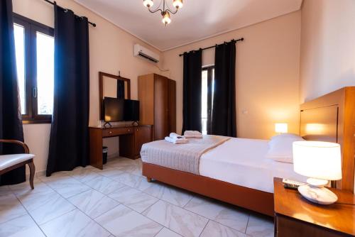 Stone Palace Hotel Free Shuttle From and to Athen's Airport