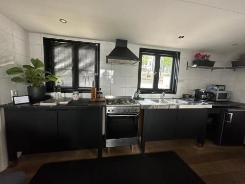 Houseboat-Amsterdam, Amsterdam (zdjęcie 6)