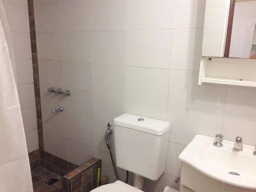 One-Bedroom Apartment image 10