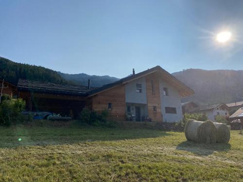 Aux Grands-Vergers, Pension in Bruson bei Le Chatelard