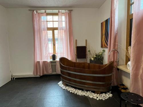 Gemütliches Doppelbett-Zimmer in Schöftland
