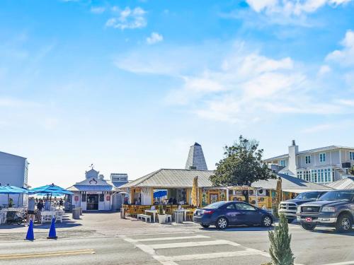 Breakers plus Carriage House home