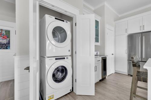 Three-Bedroom House image 7