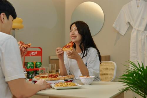 아늑 더피크 호텔 인천 송도점