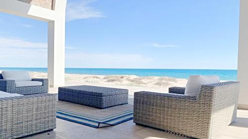 Brand New Beautiful House La Brisas by Kivoya – khách sạn tại Playa Encanto