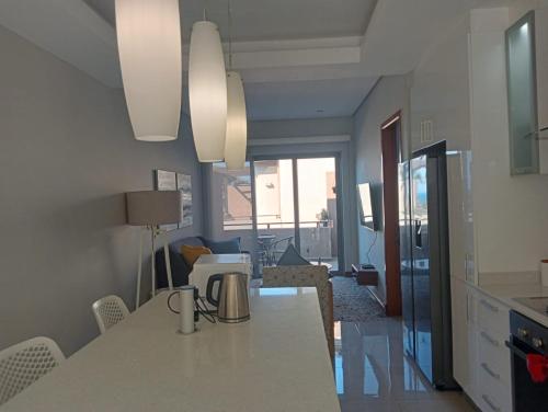 Stylish modern 2 bed apartment in Shaka's Rock