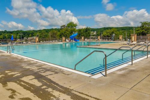 Resort Amenities: Family-Friendly DuBois Cabin in 杜波伊斯