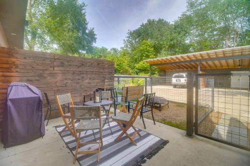 Fayetteville Vacation Rental Less Than 1 Mi to Town Center in Fayetteville, USA