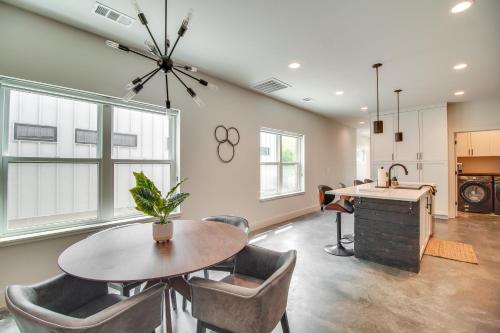 Fayetteville Vacation Rental Less Than 1 Mi to Town Center in Fayetteville, USA