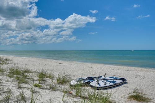 Oceanfront Bonita Beach Condo with Pool Access! - image 3