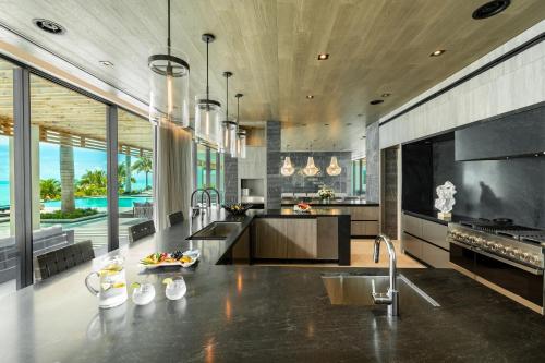 кухня, Grace Bay Club in Провіденсіалес