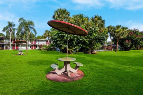 Red Roof Inn Vero Beach – I-95 - 숙소 외관