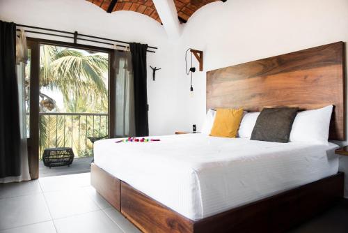 486430211 DISTRITO 88 - Hotel Boutique Only Adults