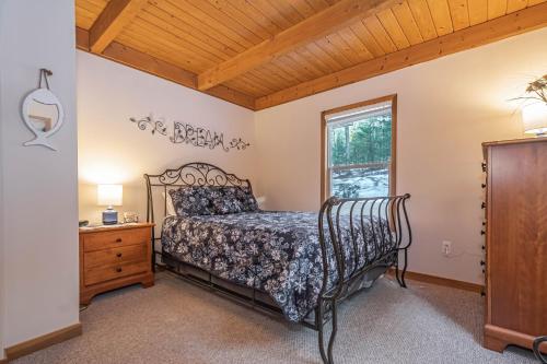 Bear Mountain Lodge in Swanton, USA