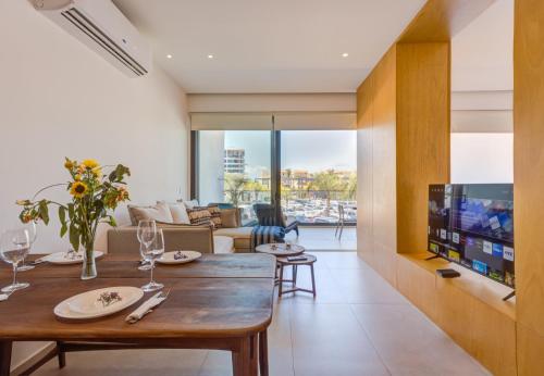 Aria 213 Del Mar