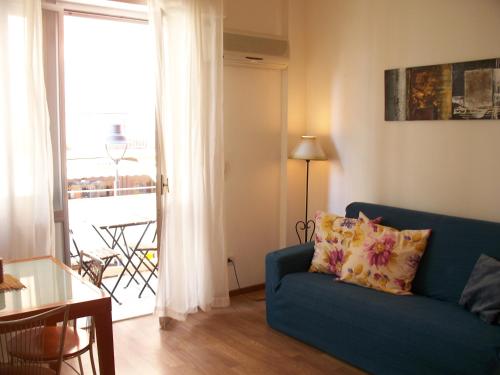 Superior Two-Bedroom Apartment with Balcony - Annex