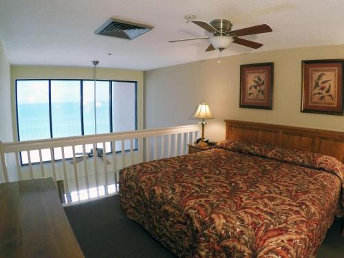 Island Gulf Resort – Madeira Beach, FL