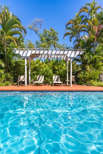 Plumeria Room on a Lush Farm on Maui's North Shore