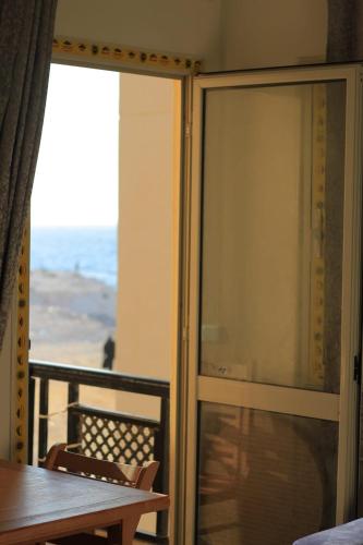 اجمل شاليه بقرية بلو باي بمرسى مطروح مكيف غرفتين ورسيبشن best chalet 2 room marsa matrouh blue bay village, Mersa Matruh (fotografie 7)