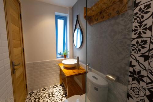 Nest House Homestay - image 5