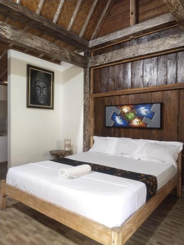 ComeBack GuestHouse - Tap to explore photos
