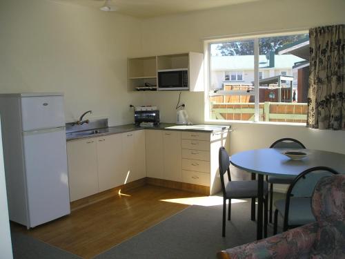 One-Bedroom Bungalow