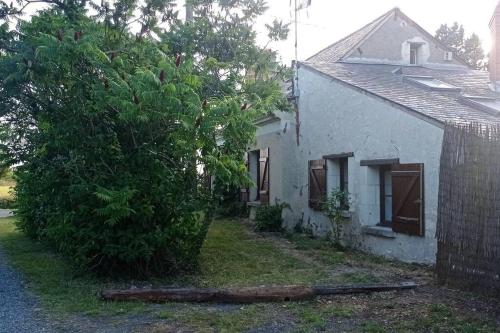 Maison de campagne avec piscine privée - Location saisonnière - Baugé-en-Anjou