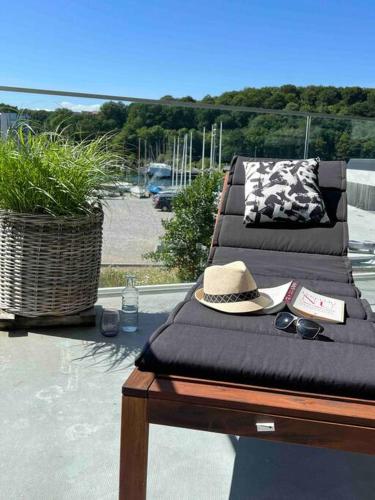 Bo med stil og udsigt til Aarhus lystbadehavn near Herluf Andersens Plads