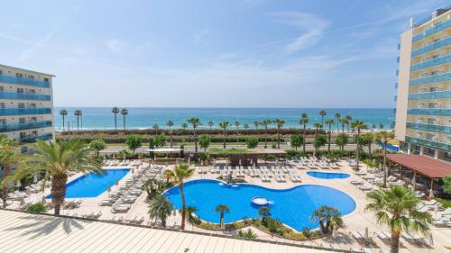 Golden Taurus Aquapark Resort - Hotel - Pineda de Mar