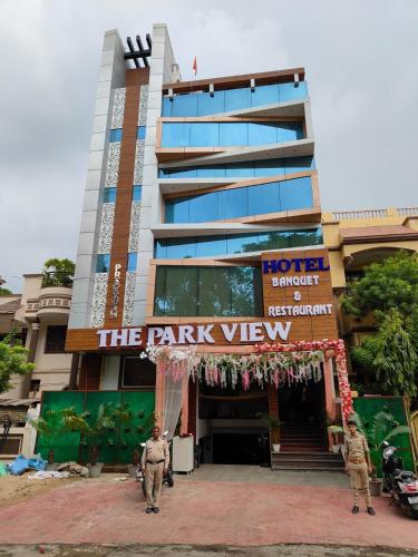 Hotel The Park View Prayagraj