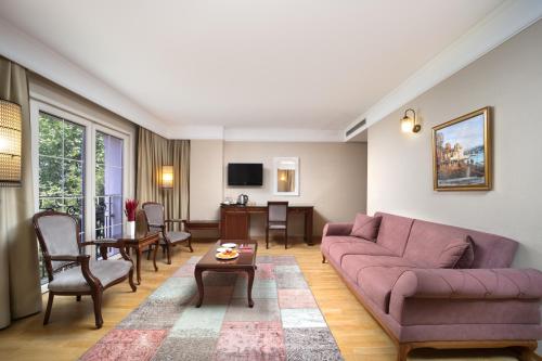Recital Hotel - image 3