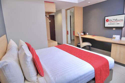 Deluxe Double Room image 3