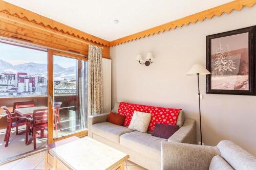 2 bedrooms, 4 beds